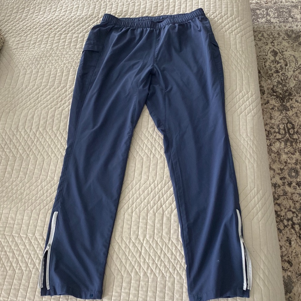 Peter Millar size large athletic pants